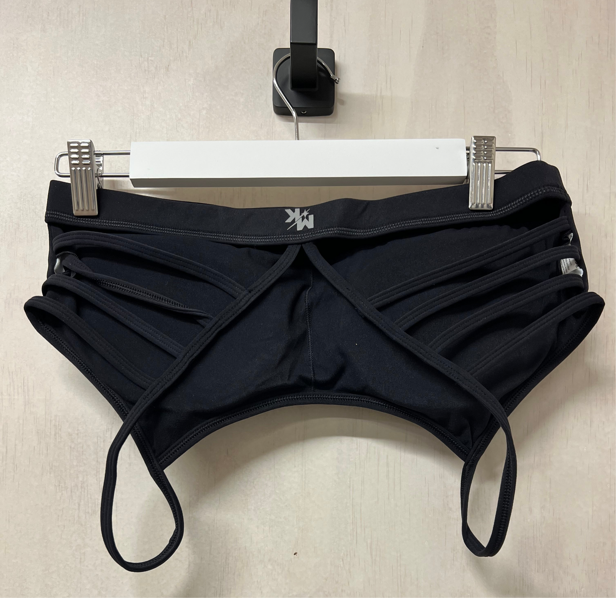 Haz Bra