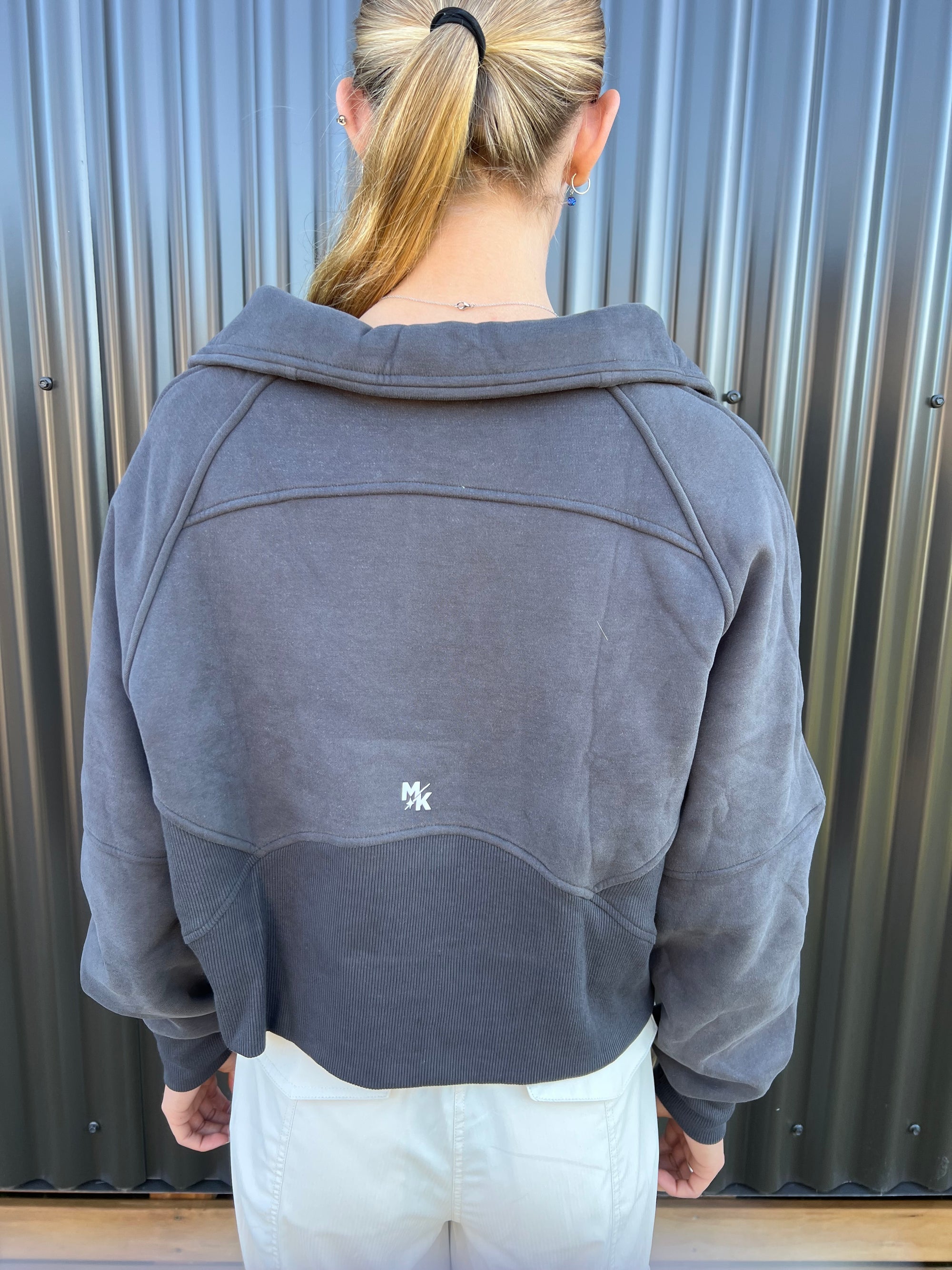 Xanthee Collar Sweatshirt