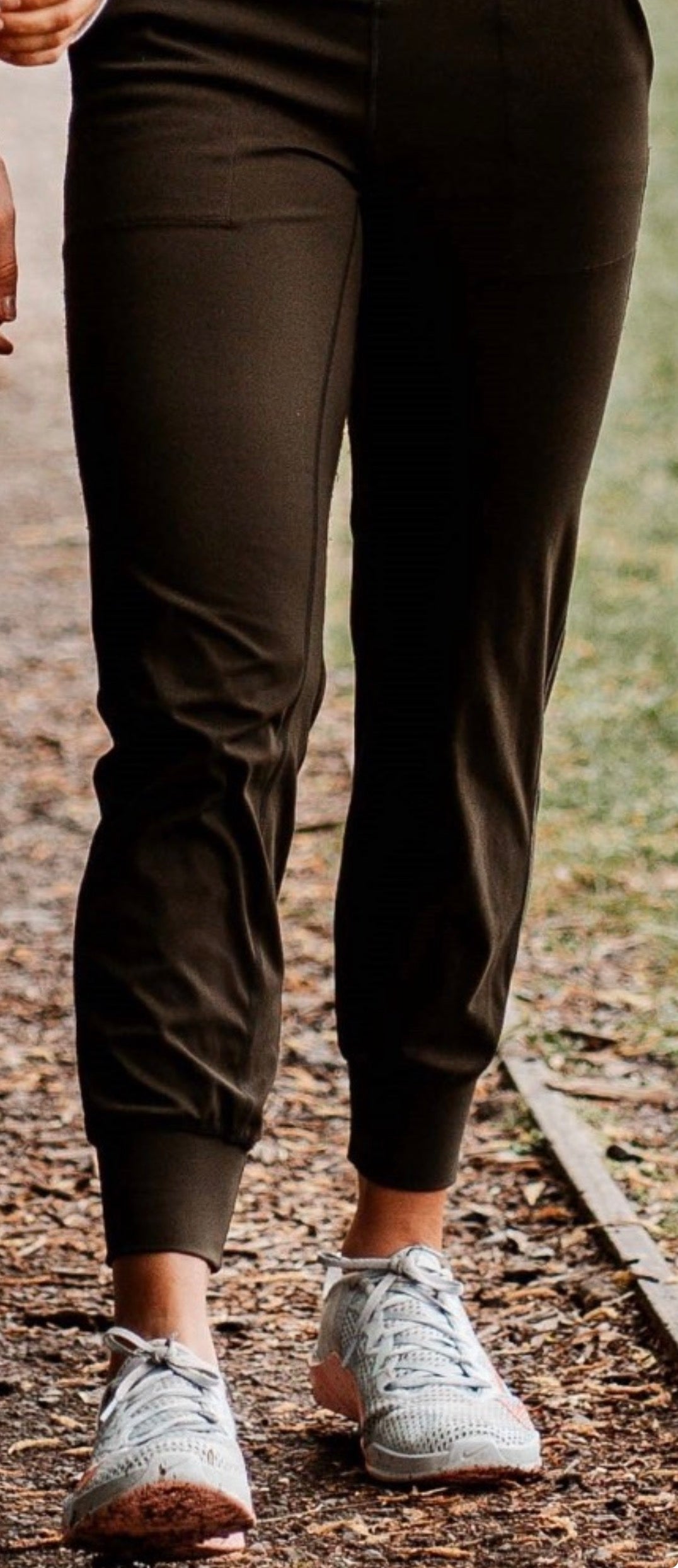J9 Joggers