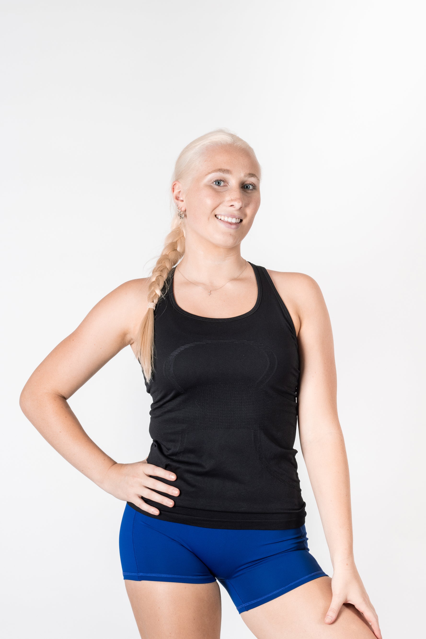 Nicole Singlet