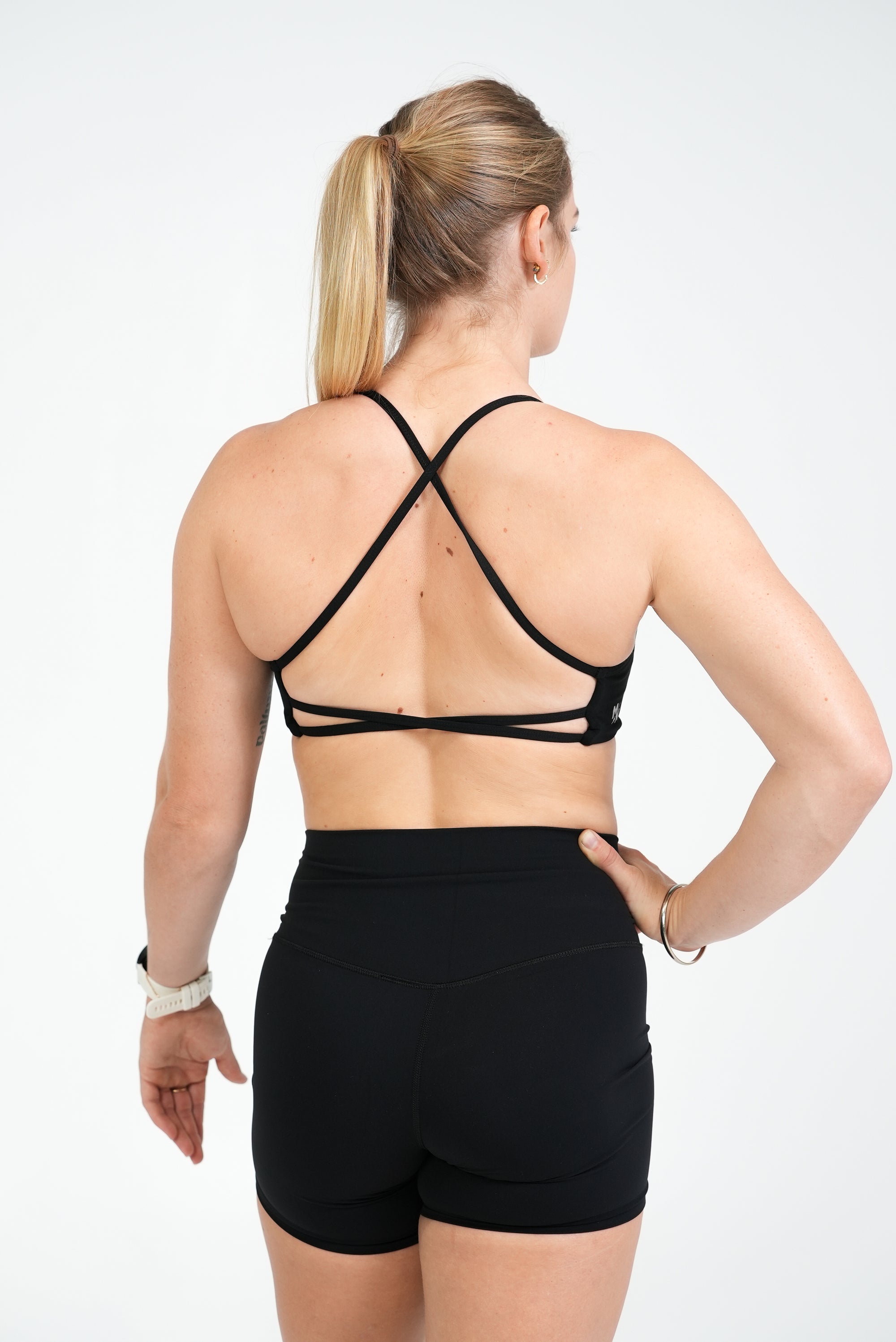 Nik Bra